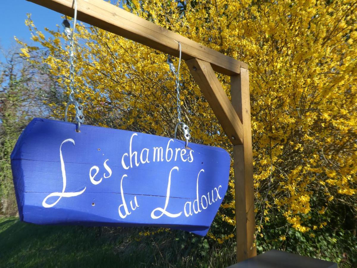 Les Chambres Du Ladoux Sencenac-Puy-de-Fourches ภายนอก รูปภาพ