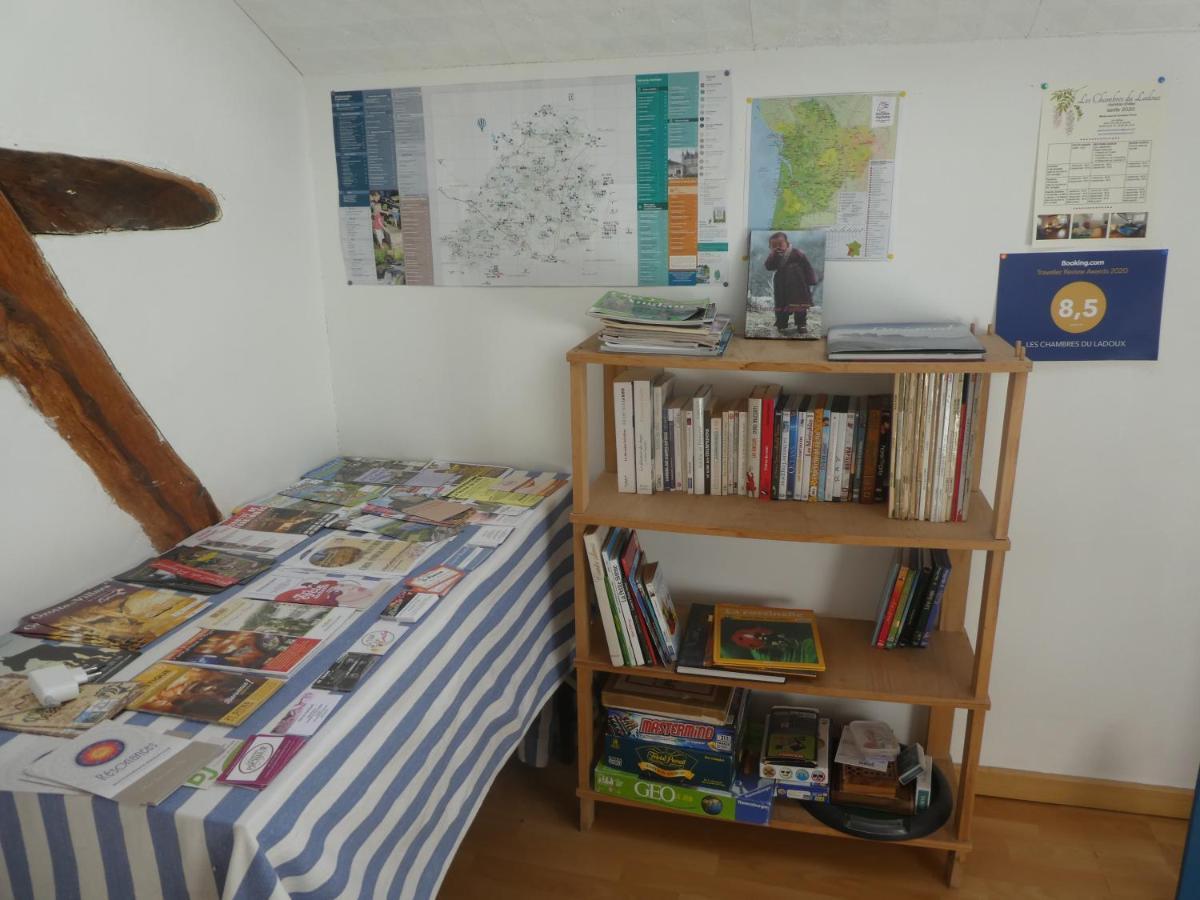Les Chambres Du Ladoux Sencenac-Puy-de-Fourches ภายนอก รูปภาพ