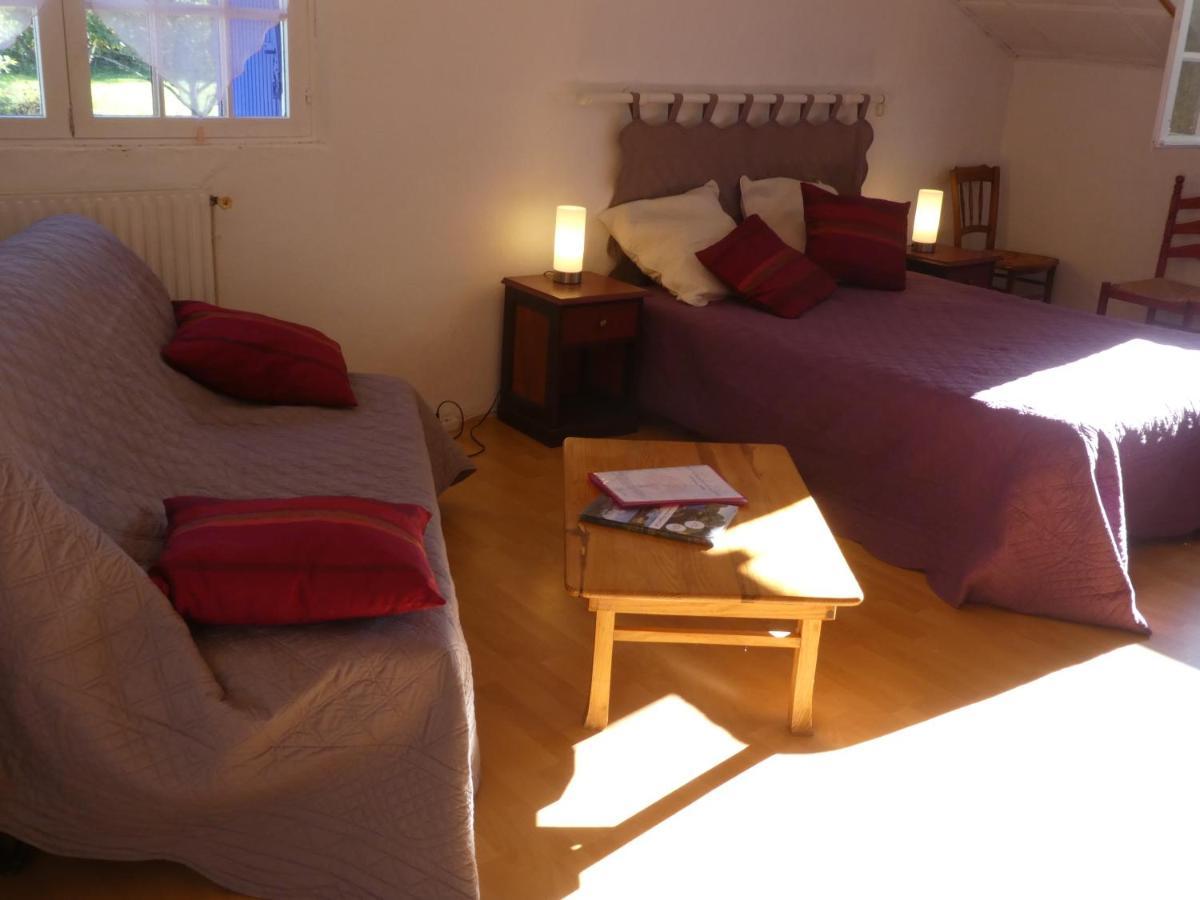 Les Chambres Du Ladoux Sencenac-Puy-de-Fourches ภายนอก รูปภาพ